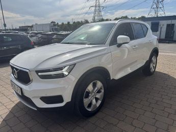 VOLVO XC40 1.5 T3 Momentum SUV 5dr Petrol Auto Euro 6 (s/s) (163 ps)
