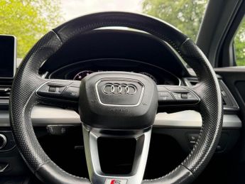 AUDI Q5 2.0 TDI S line SUV 5dr Auto Diesel S Tronic quattro Euro 6 (s/s)