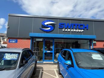 MERCEDES-BENZ E-CLASS 2.1 E220 BlueTEC AMG Night Edition Saloon 4dr Auto Diesel G-Tron