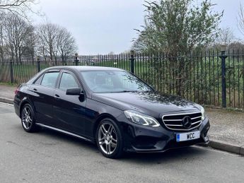 MERCEDES-BENZ E CLASS 2.1 E220 BlueTEC AMG Night Edition Saloon 4dr Auto Diesel G-Tron