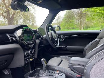 MINI Electric Hatch Cooper SE 32.6kWh Level 2 Hatchback 3dr Electric Auto (184 ps) 