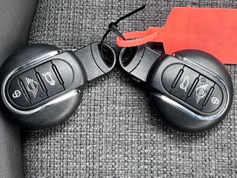 MINI Electric Hatch Cooper SE 32.6kWh Level 2 Hatchback 3dr Electric Auto (184 ps) 