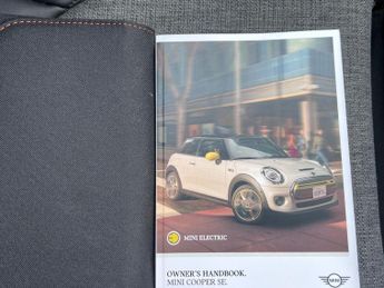 MINI Electric Hatch Cooper SE 32.6kWh Level 2 Hatchback 3dr Electric Auto (184 ps) 