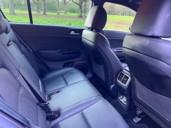 KIA SPORTAGE 1.6 T-GDi GT-Line SUV 5dr Auto Petrol DCT AWD Euro 6 (s/s) (174 