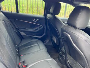 BMW 1 SERIES 1.5 118i M Sport Hatchback 5dr Petrol DCT Euro 6 (s/s) (140 ps) 