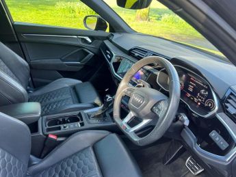 AUDI RS Q3 2.5 TFSI Audi Sport Edition SUV 5dr Auto Petrol S Tronic quattro