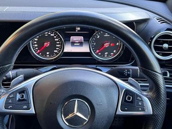 MERCEDES-BENZ E-CLASS 2.0 E220d AMG Line (Premium Plus) Saloon 4dr Auto Diesel G-Troni