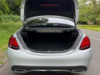 MERCEDES-BENZ C-CLASS 2.0 C300d AMG Line Edition (Premium) Saloon 4dr Diesel G-Tronic+