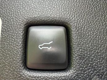 FORD KUGA 2.5 EcoBoost Duratec 14.4kWh ST-Line SUV 5dr Auto Petrol Plug-in