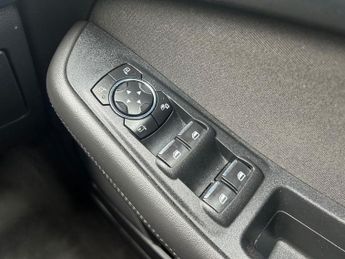 FORD GALAXY 2.0 TDCi Zetec MPV 5dr Diesel Powershift Euro 6 (s/s) (150 ps)