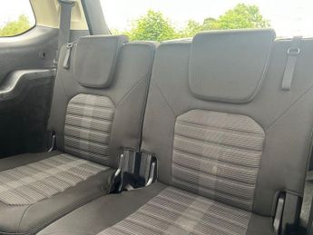 FORD GALAXY 2.0 TDCi Zetec MPV 5dr Diesel Powershift Euro 6 (s/s) (150 ps)