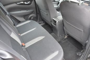 NISSAN QASHQAI 1.3 DIG-T Acenta Premium SUV 5dr Petrol Manual Euro 6 (s/s) (140