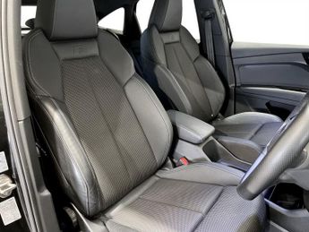 AUDI Q4 E-TRON 40 S line Sportback 5dr Electric Auto 82kWh (204 ps)
