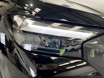 AUDI Q4 E-TRON 40 S line Sportback 5dr Electric Auto 82kWh (204 ps)