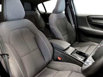 VOLVO C40 Recharge 69kWh Plus SUV 5dr Electric Auto (231 ps)