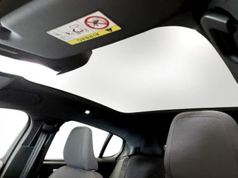 VOLVO C40 Recharge 69kWh Plus SUV 5dr Electric Auto (231 ps)