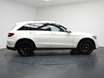 MERCEDES-BENZ GLC 2.1 GLC250d AMG Line (Premium) SUV 5dr Diesel G-Tronic 4MATIC Eu