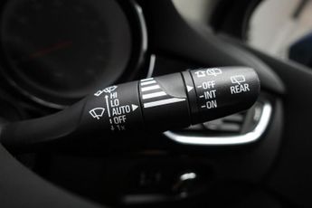 VAUXHALL ASTRA 1.4i Turbo Elite Hatchback 5dr Petrol Auto Euro 6 (s/s) (150 ps)