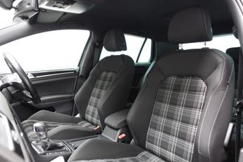 VOLKSWAGEN GOLF 2.0 TDI BlueMotion Tech GTD Hatchback 5dr Diesel DSG Euro 6 (s/s