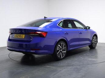 SKODA OCTAVIA 1.4 TSI iV 13kWh SE L Hatchback 5dr Petrol Plug-in Hybrid DSG Eu