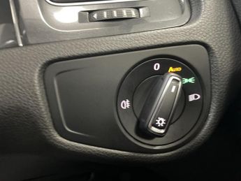 VOLKSWAGEN GOLF 1.6 TDI BlueMotion Tech SE Hatchback 5dr Diesel Manual Euro 6 (s