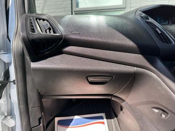 FORD TRANSIT CONNECT 1.5 TDCi 200 Limited Panel Van 5dr Diesel Manual L1 H1 (119 g/km