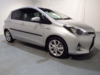 TOYOTA YARIS 1.5 VVT-h T Spirit Hatchback 5dr Petrol Hybrid CVT Euro 5 (101 p