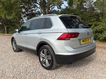 VOLKSWAGEN TIGUAN 2.0 TDI Match SUV 5dr Diesel DSG 4Motion Euro 6 (s/s) (150 ps)