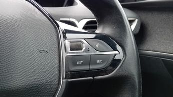 PEUGEOT 5008 1.5 BlueHDi Allure Premium + SUV 5dr Diesel EAT Euro 6 (s/s) (13