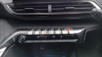 PEUGEOT 5008 1.5 BlueHDi Allure Premium + SUV 5dr Diesel EAT Euro 6 (s/s) (13