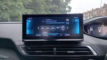 PEUGEOT 5008 1.5 BlueHDi Allure Premium + SUV 5dr Diesel EAT Euro 6 (s/s) (13