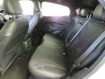 FORD MUSTANG MACH-E Extended Range 91kWh SUV 5dr Electric Automatic AWD (351 ps) 360