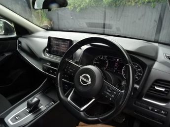 NISSAN QASHQAI 1.3 DIG-T MHEV Acenta Premium SUV 5dr Petrol Hybrid XTRON Euro 6