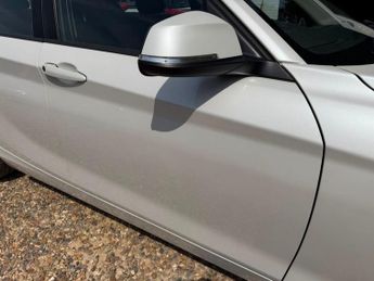 BMW 1 SERIES 2.0 120d Sport Hatchback 5dr Diesel Auto xDrive Euro 6 (s/s) (19