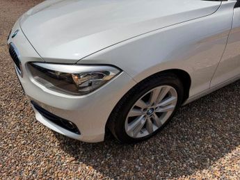 BMW 1 SERIES 2.0 120d Sport Hatchback 5dr Diesel Auto xDrive Euro 6 (s/s) (19