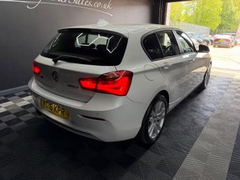 BMW 1 SERIES 2.0 120d Sport Hatchback 5dr Diesel Auto xDrive Euro 6 (s/s) (19