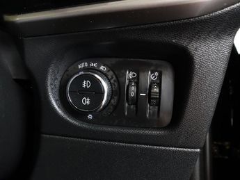VAUXHALL MOKKA ELECTRIC 50kWh Elite Premium SUV 5dr Electric Auto (136 ps)