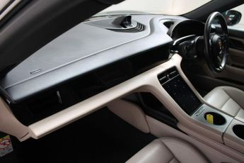 PORSCHE TAYCAN Performance Plus 93.4kWh 4S Saloon 4dr Electric Auto 4WD (11kW C