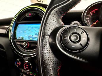 MINI HATCH 2.0 Cooper S Hatchback 3dr Petrol Auto Euro 6 (s/s) (192 ps)