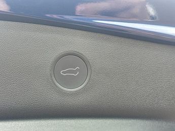 TESLA Model 3 (Dual Motor) Long Range Saloon 4dr Electric Auto 4WDE (346 ps)