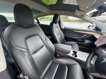 TESLA Model 3 (Dual Motor) Long Range Saloon 4dr Electric Auto 4WDE (346 ps)