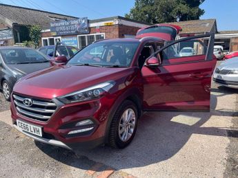 Hyundai Tucson 1.7 CRDi Blue Drive SE Nav SUV 5dr Diesel Manual Euro 6 (s/s) (1