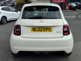 FIAT 500E 42kWh Icon Hatchback 3dr Electric Auto (118 ps)