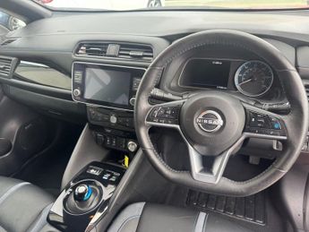 NISSAN LEAF 39kWh Tekna Hatchback 5dr Electric Auto (150 ps)