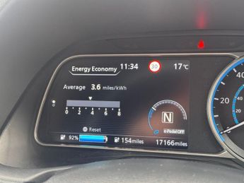 NISSAN LEAF 39kWh Tekna Hatchback 5dr Electric Auto (150 ps)
