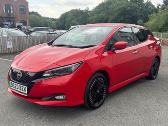 NISSAN LEAF 39kWh Tekna Hatchback 5dr Electric Auto (150 ps)