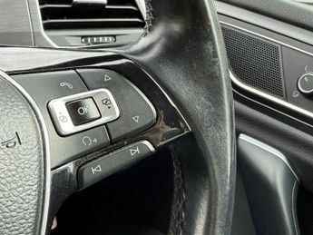 VOLKSWAGEN GOLF SV 1.5 TSI EVO SE MPV 5dr Petrol DSG Euro 6 (s/s) (130 ps)