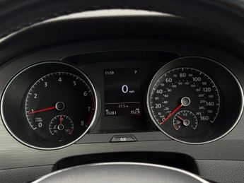 VOLKSWAGEN GOLF SV 1.5 TSI EVO SE MPV 5dr Petrol DSG Euro 6 (s/s) (130 ps)