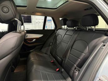 MERCEDES-BENZ C CLASS 2.0 C200 Sport (Premium Plus) Estate 5dr Petrol G-Tronic+ 4MATIC