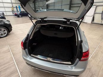 MERCEDES-BENZ C CLASS 2.0 C200 Sport (Premium Plus) Estate 5dr Petrol G-Tronic+ 4MATIC